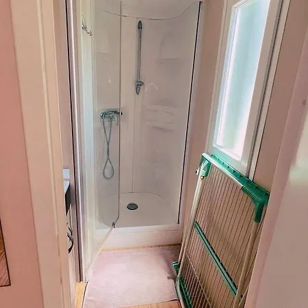 Spacious With Furnished Terrace Fréjus