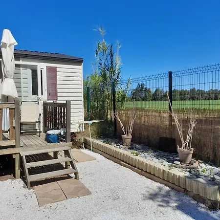 Spacious With Furnished Terrace * Фрежюс